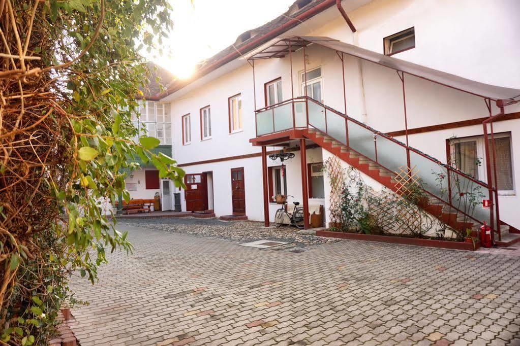 סיביו Guesthouse Casa Baciu מראה חיצוני תמונה